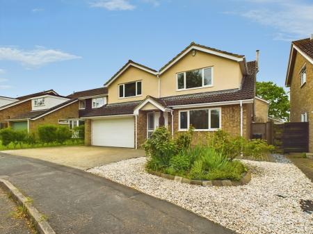 House Broadland Road in West Suffolk