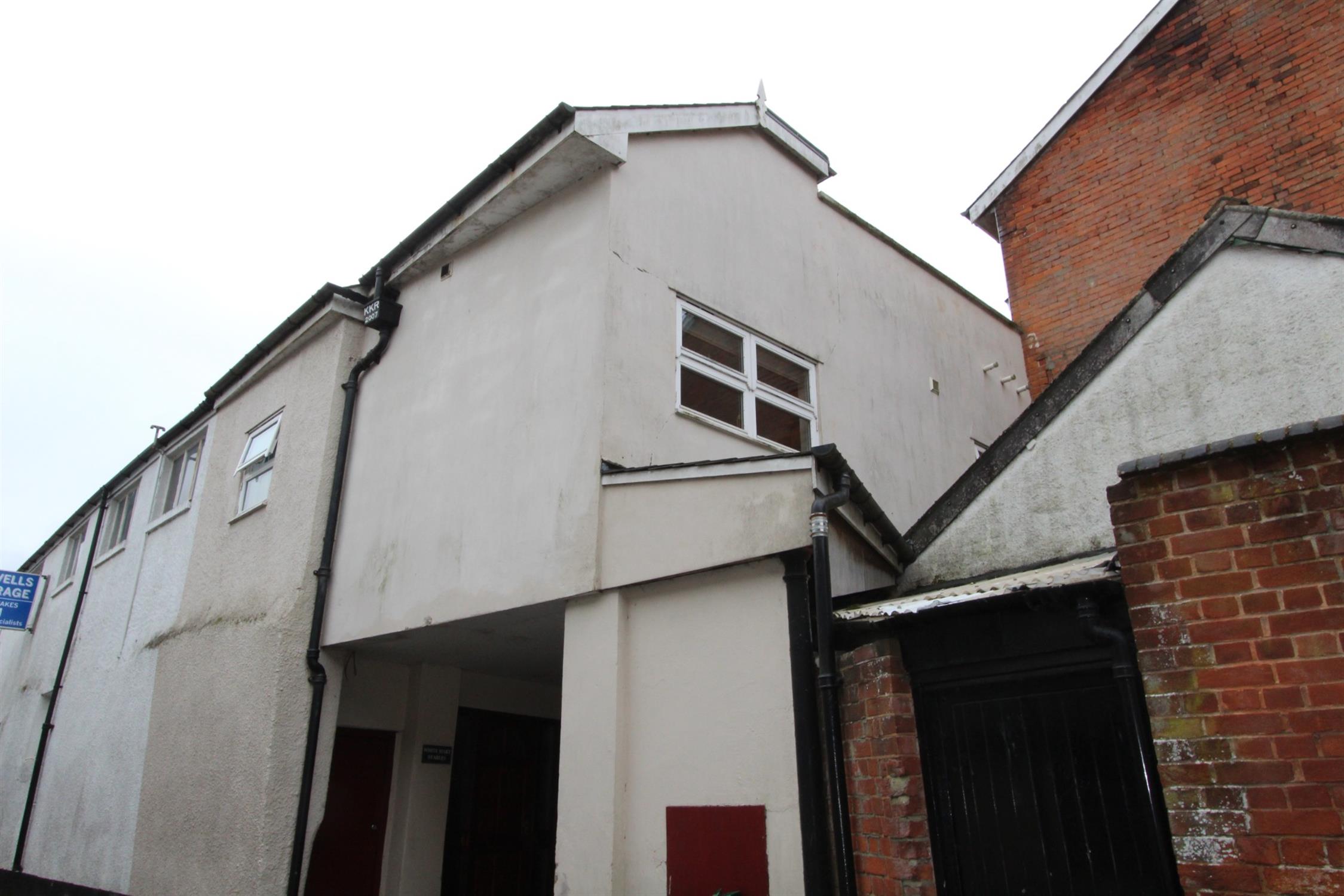Flat Broad Street in East Devon