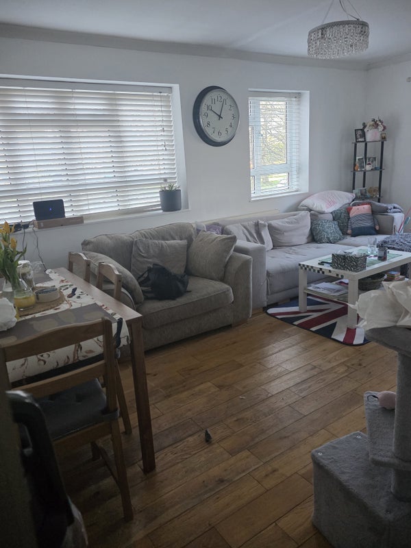 Room Church Lane in Greater London