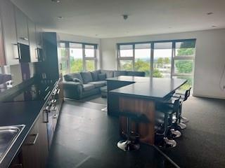 Room Plymbridge Lane in Plymouth