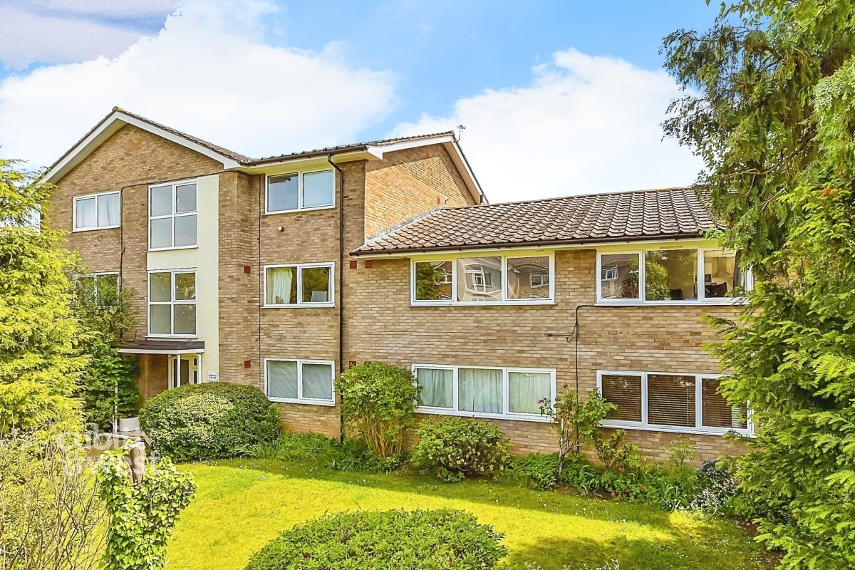 Flat Oakhill Road in Sevenoaks