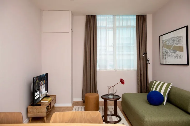 Flat Watling Street in City of London