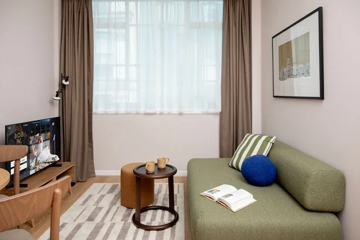 Flat Watling Street in City of London