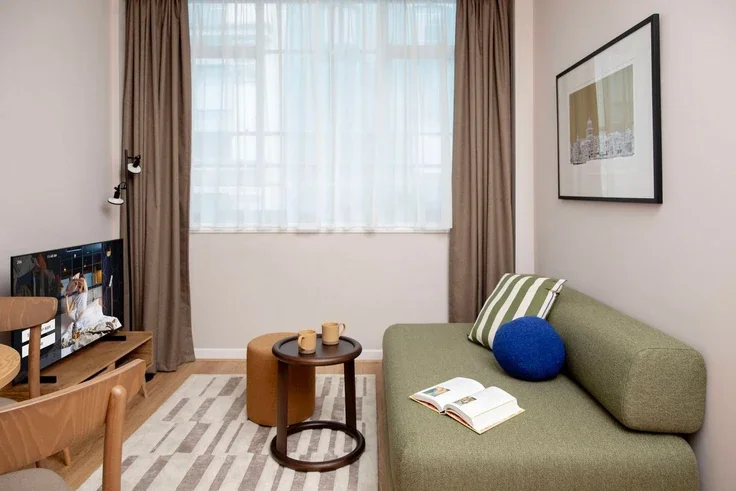 Flat Watling Street in City of London