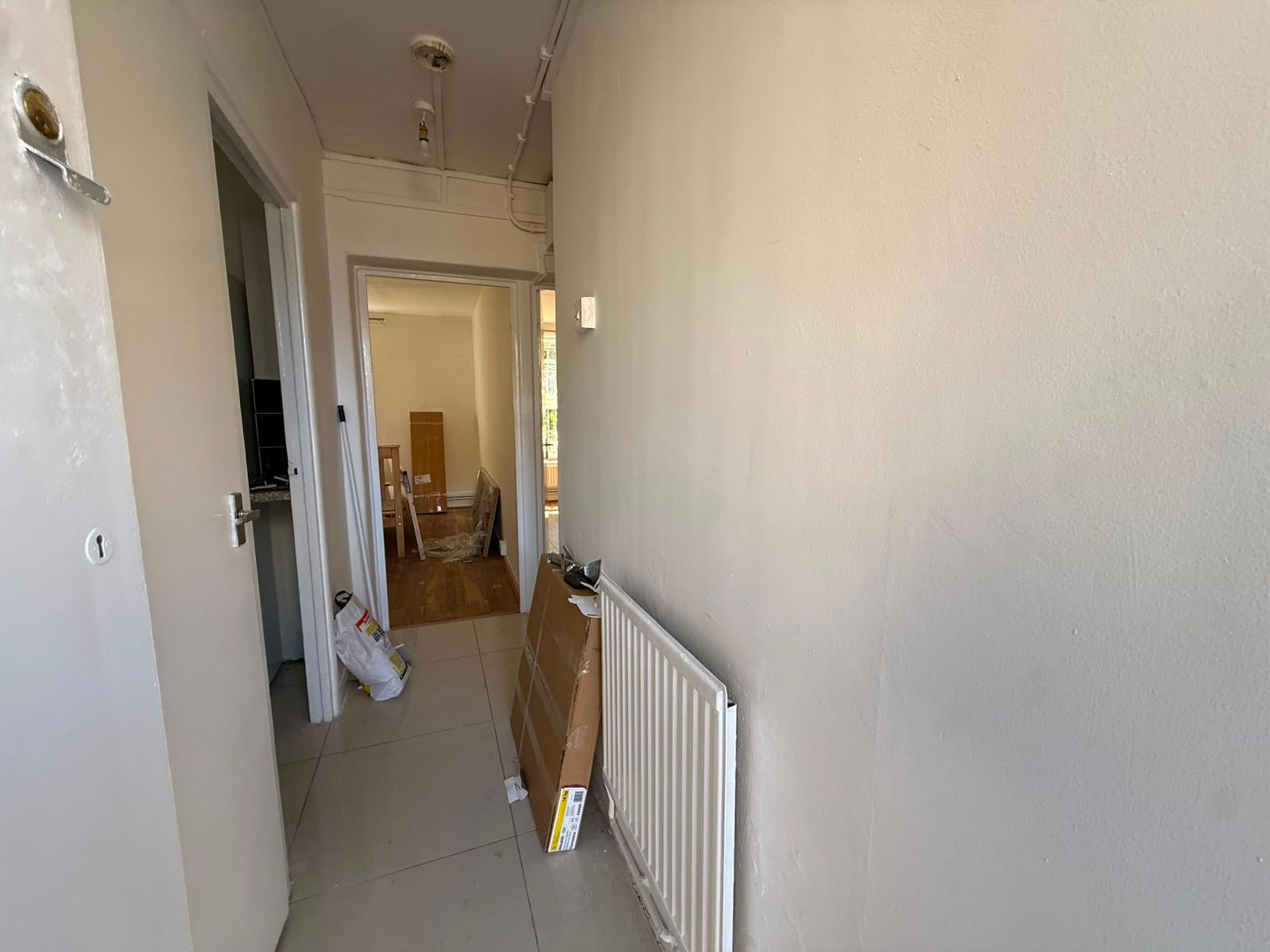 Flat Pott Street in Greater London
