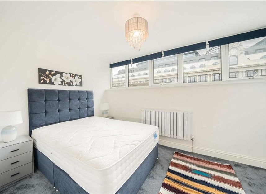 Flat Inverness Terrace in City of Westminster