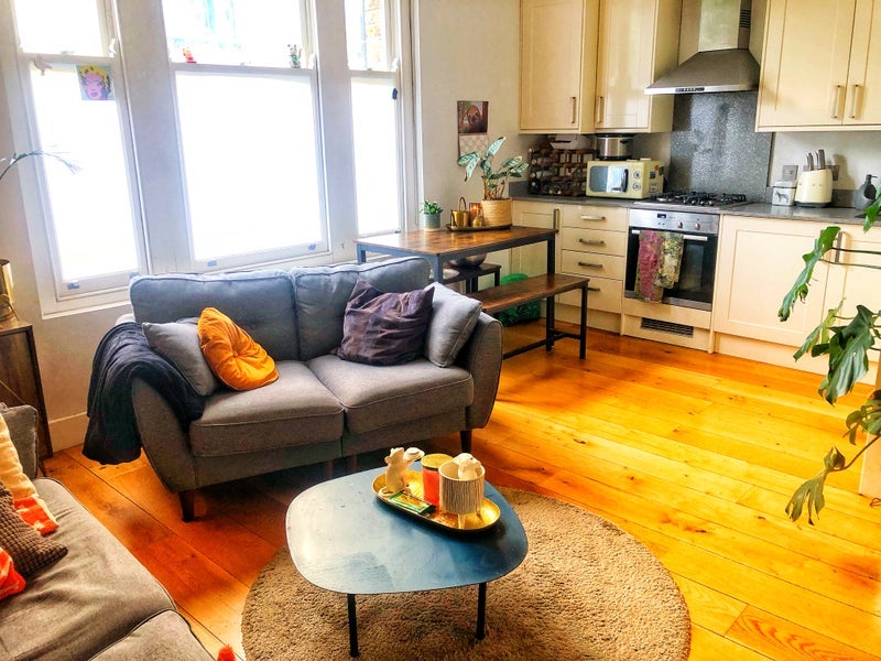 Room Stoke Newington Church Street in Greater London