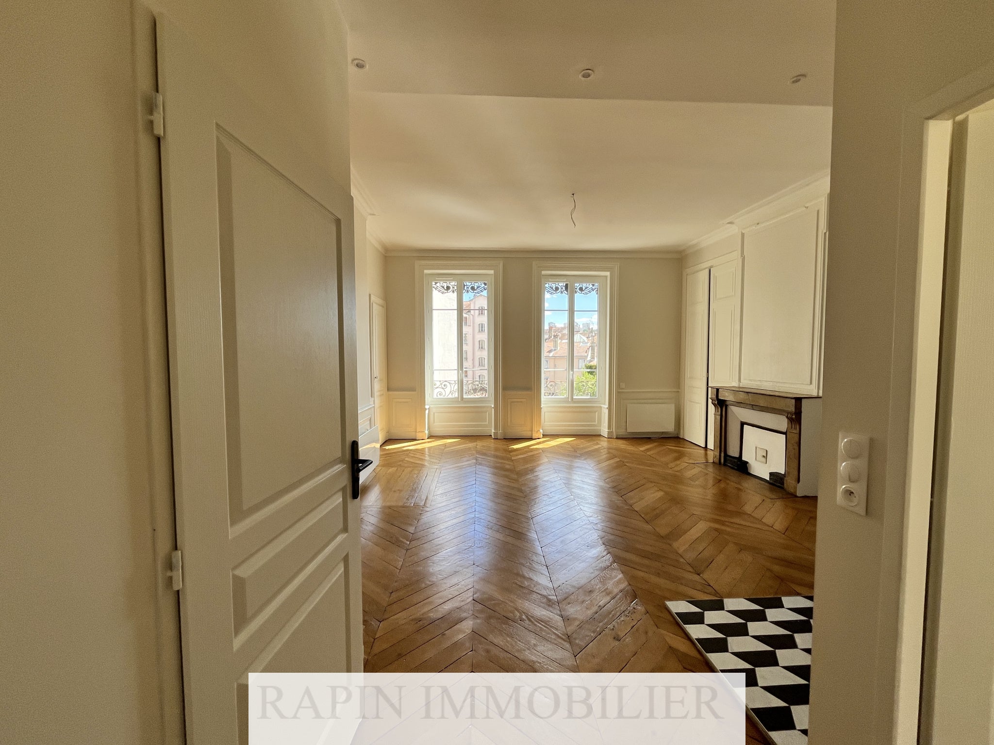 Appartement Rue du 24 Mars 1852 à Lyon