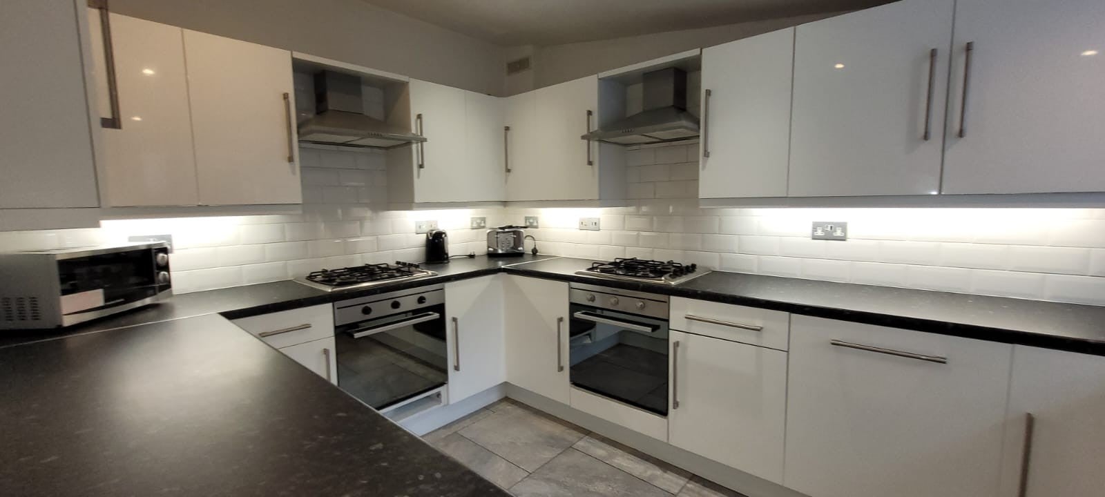 Flat Pentyre Terrace in Plymouth