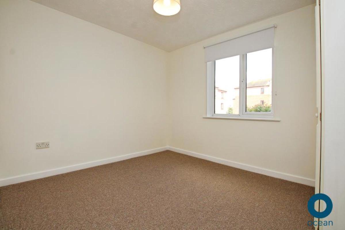 Flat Redcliff Mead Lane in Bristol