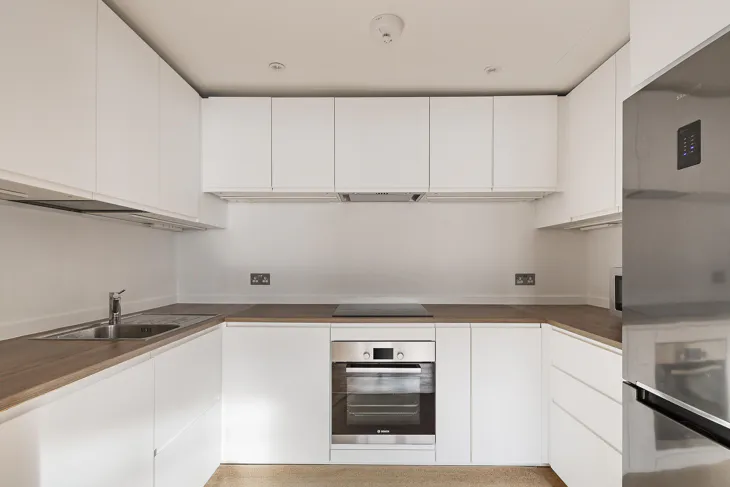 Flat Gloucester Terrace in City of Westminster
