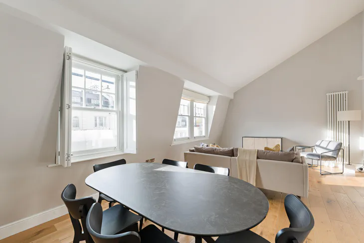 Flat Gloucester Terrace in City of Westminster