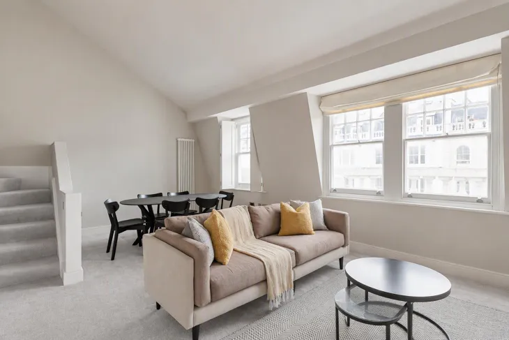 Flat Gloucester Terrace in City of Westminster