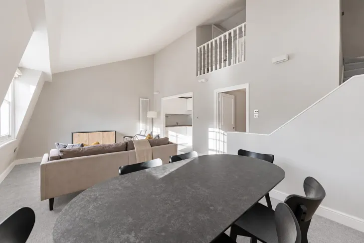 Flat Gloucester Terrace in City of Westminster