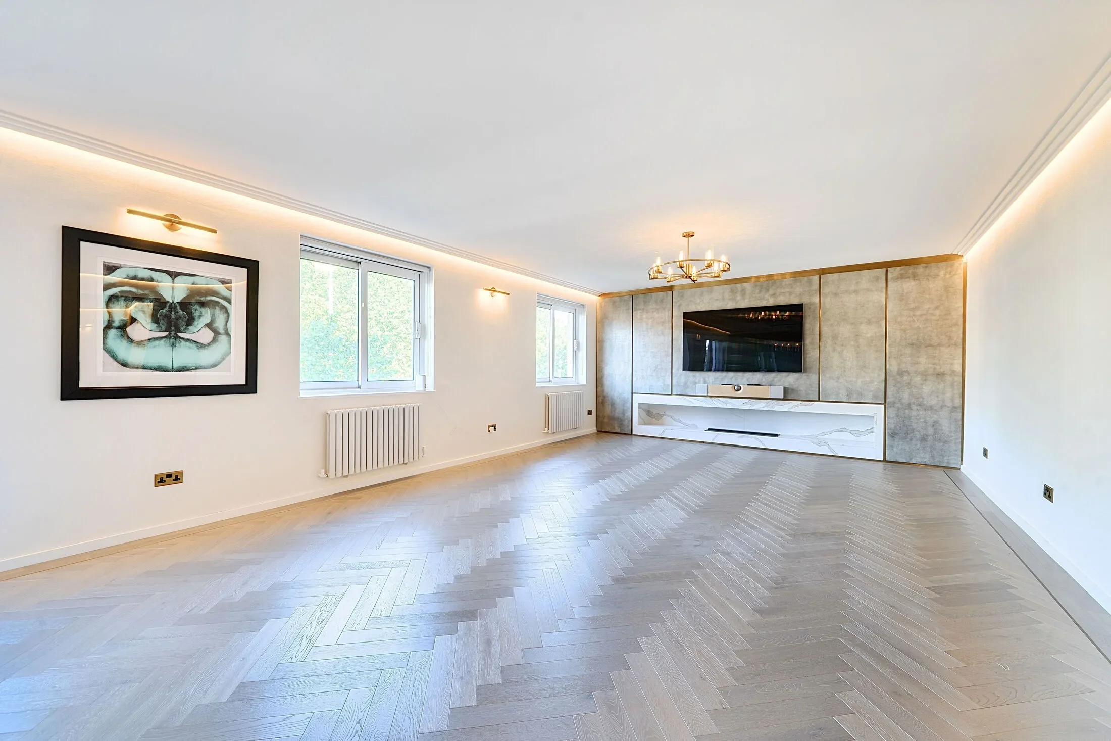 Flat Montrose Court in City of Westminster