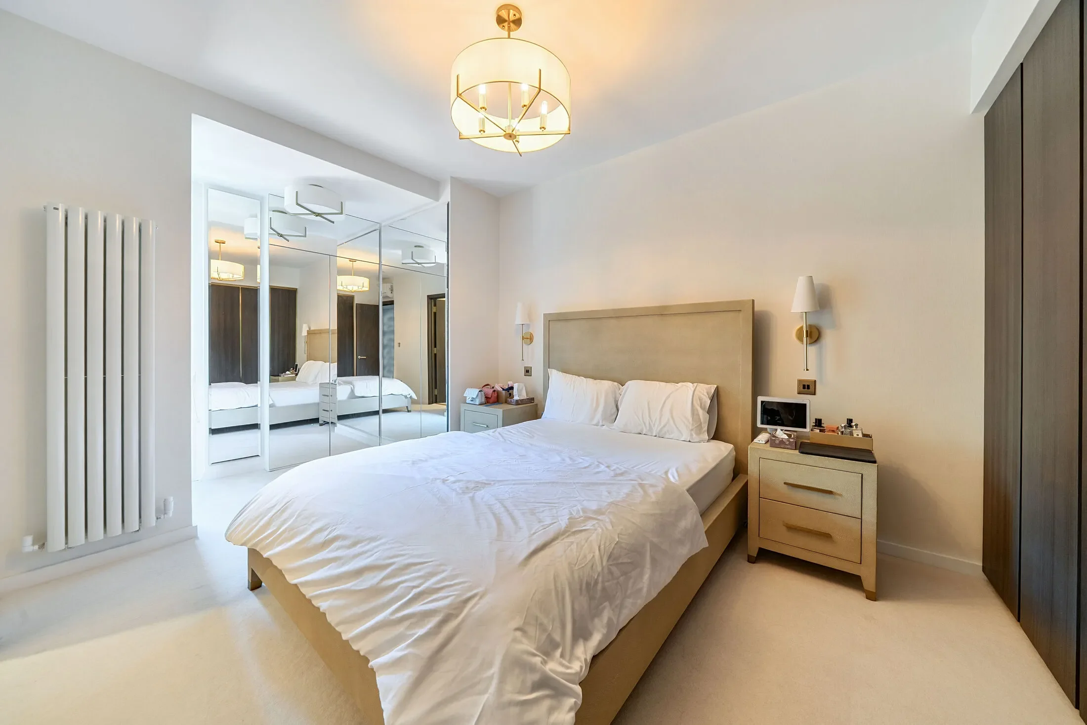 Flat Montrose Court in City of Westminster