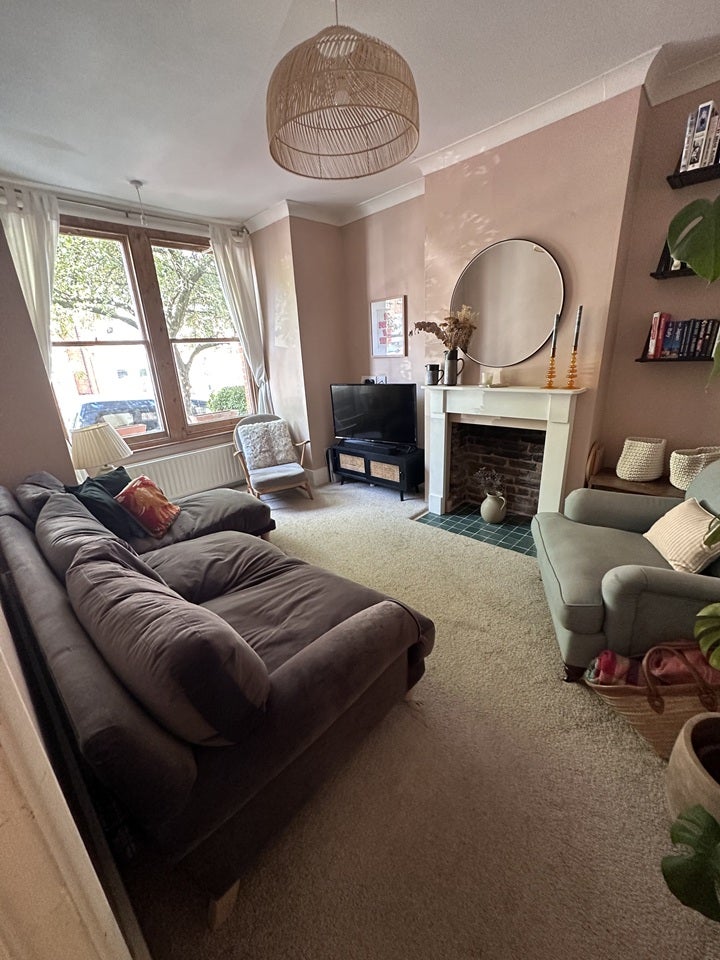 Flat Durban Road in Greater London