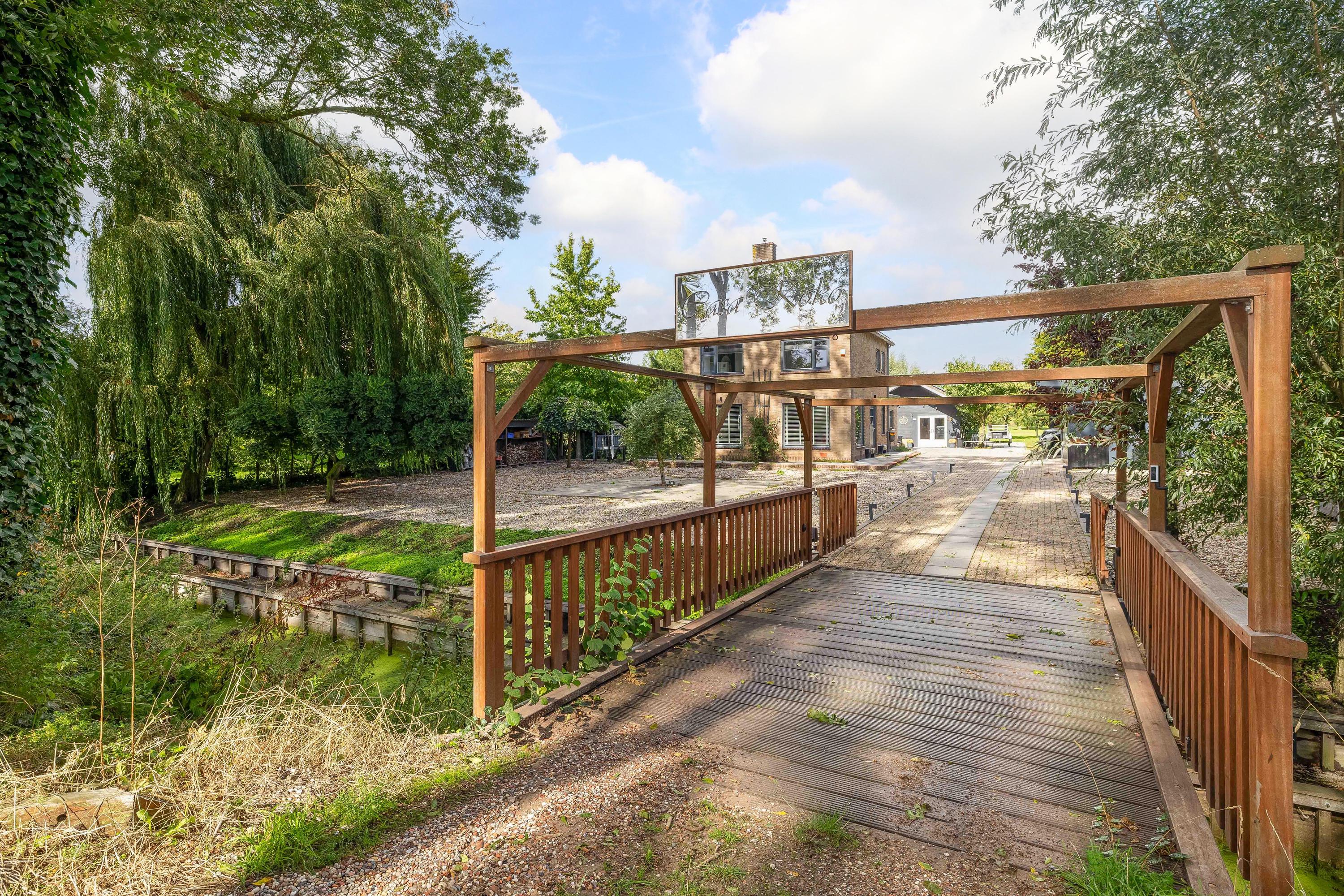 Vrijstaande woning te koop: Oud-Cromstrijensedijk WZ 71A, Klaaswaal