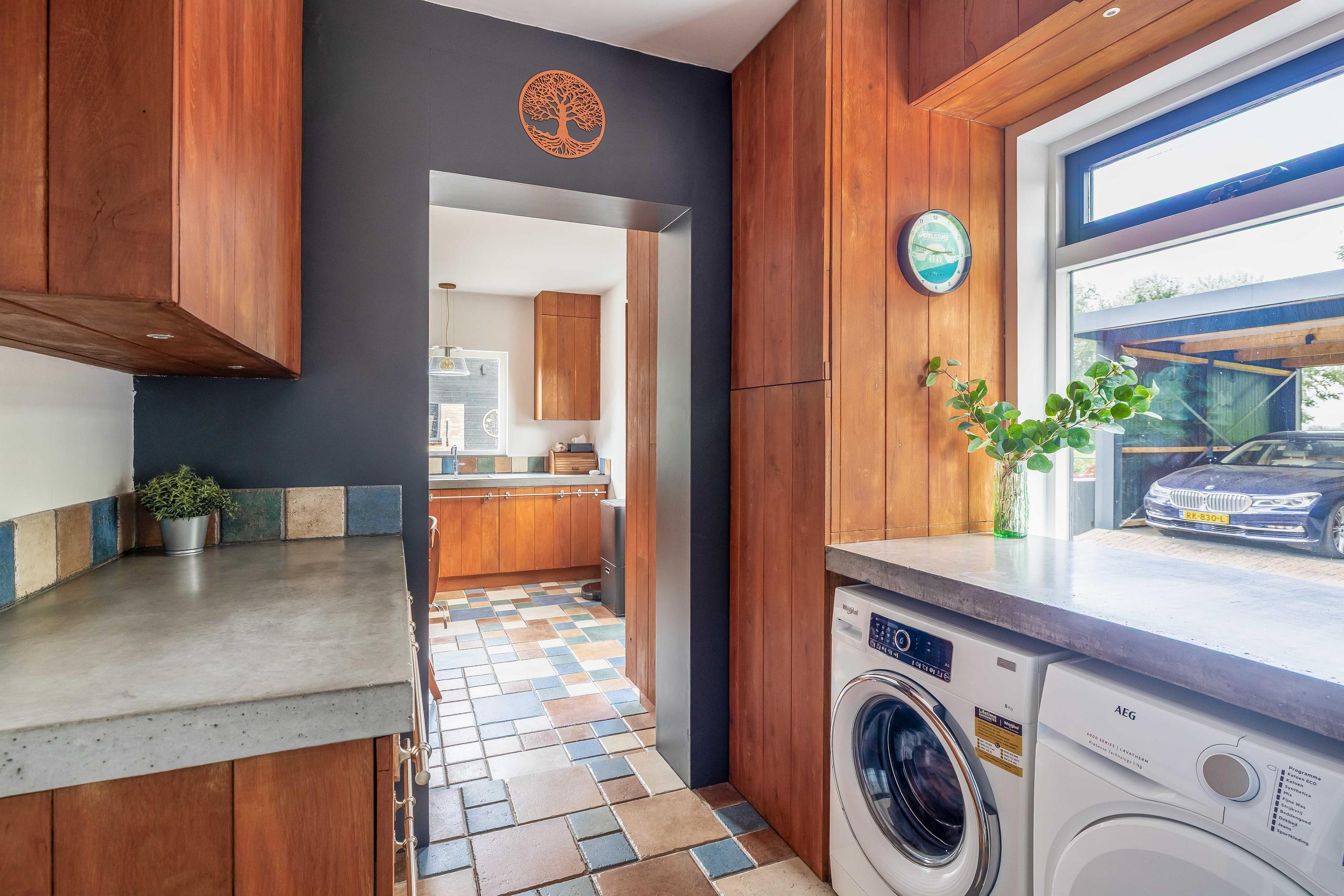 Vrijstaande woning te koop: Oud-Cromstrijensedijk WZ 71A, Klaaswaal