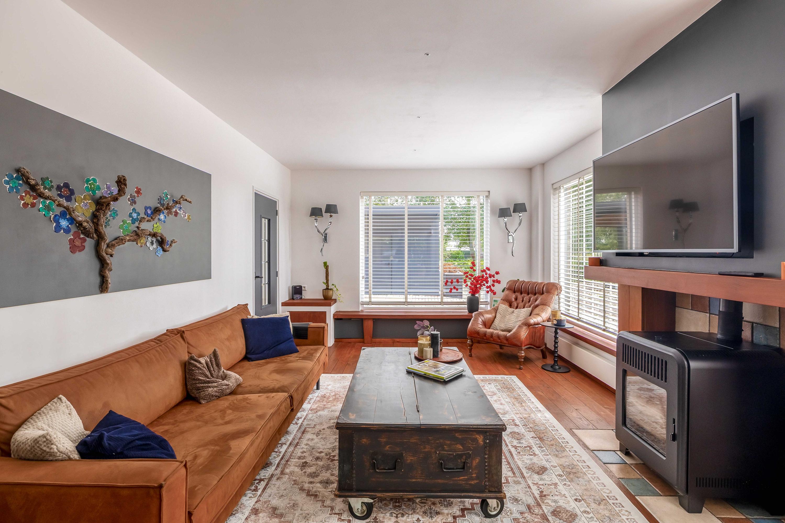 Vrijstaande woning te koop: Oud-Cromstrijensedijk WZ 71A, Klaaswaal