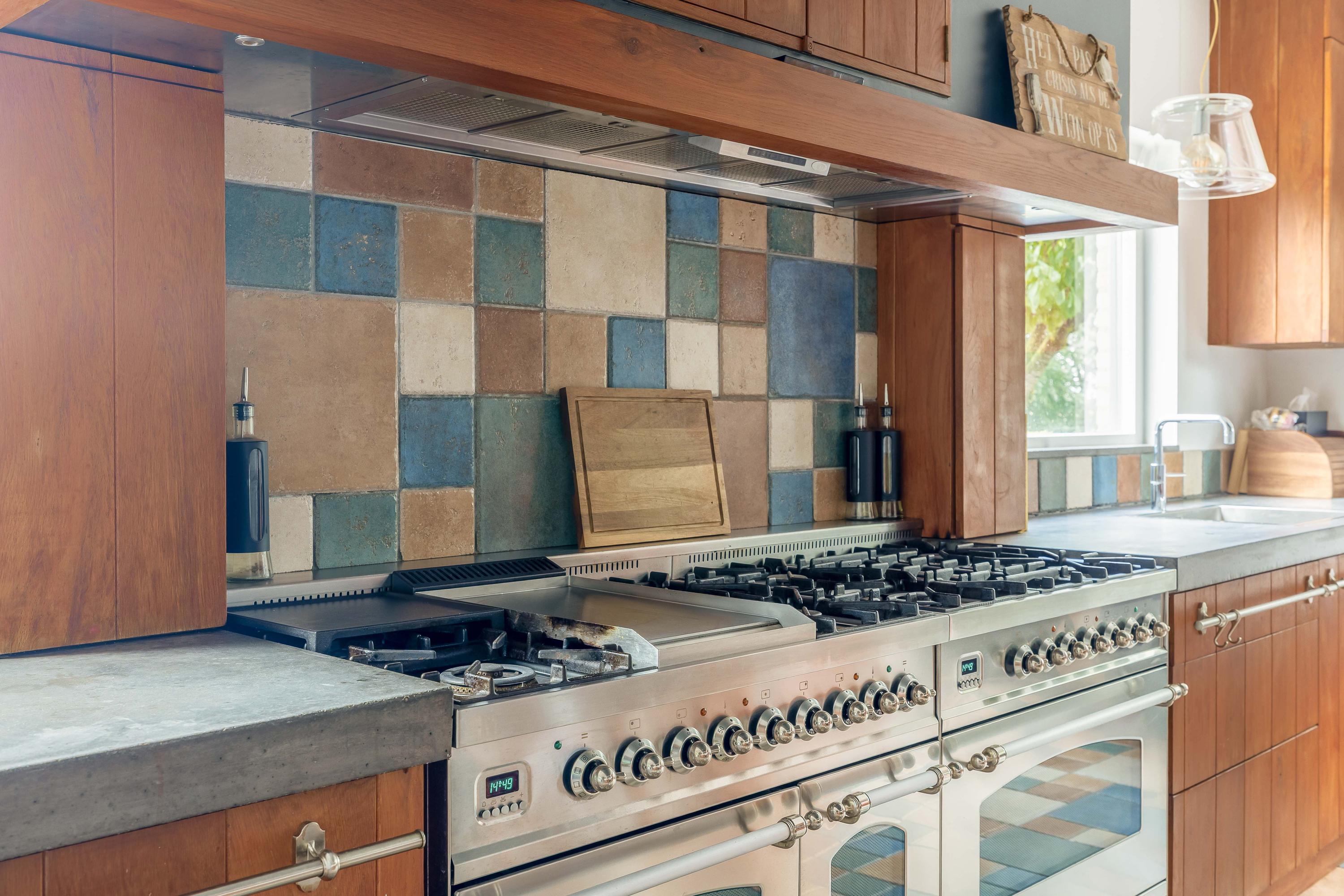 Vrijstaande woning te koop: Oud-Cromstrijensedijk WZ 71A, Klaaswaal