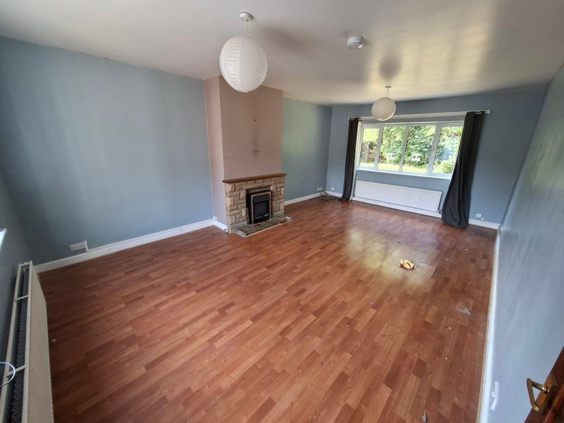 Room Pontefract Road in Wakefield