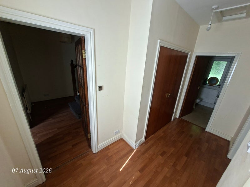 Room Pontefract Road in Wakefield