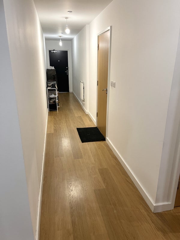 Room Ross Way in Greater London