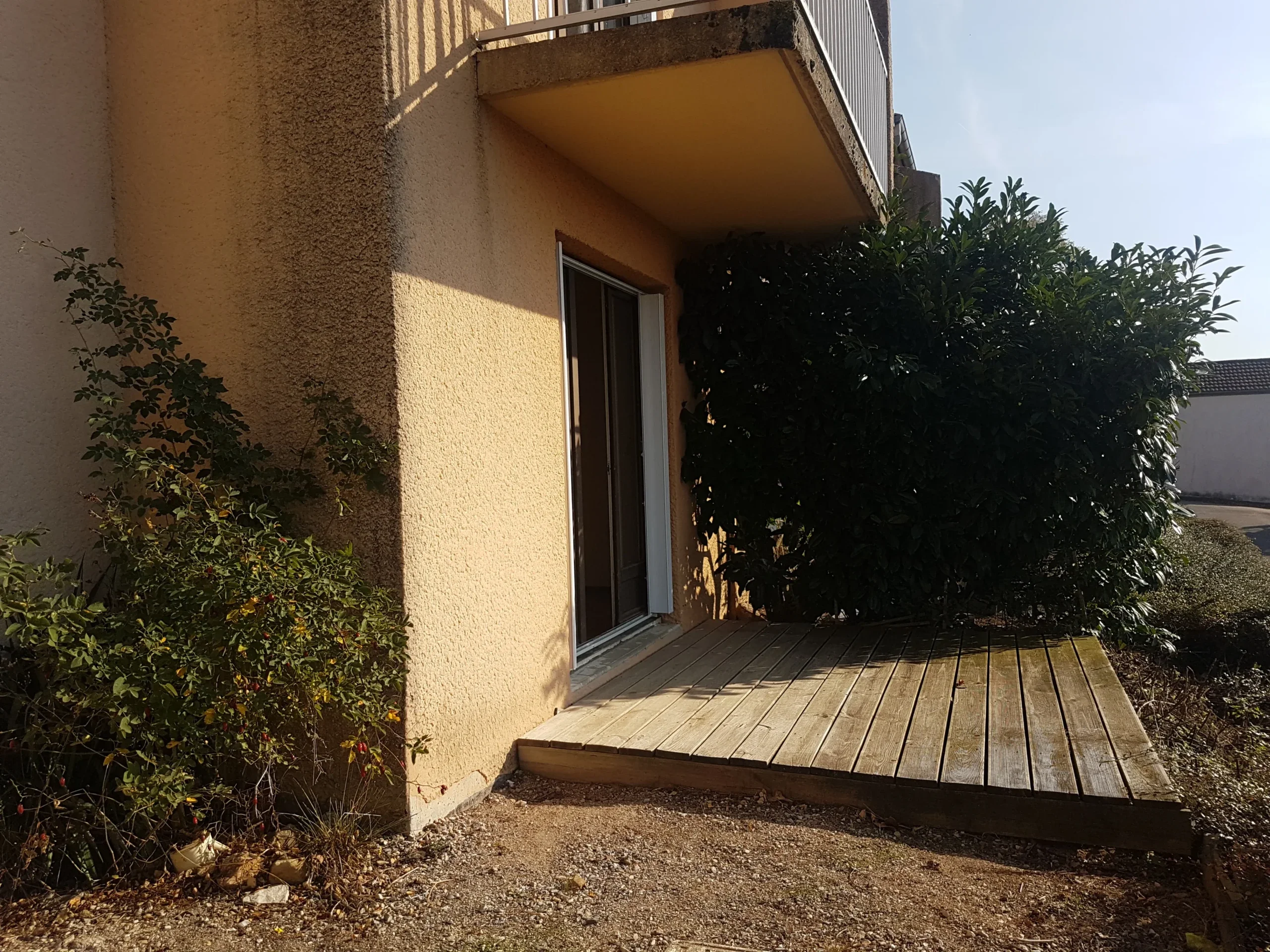 Flat Rue de Bellevue in Combre