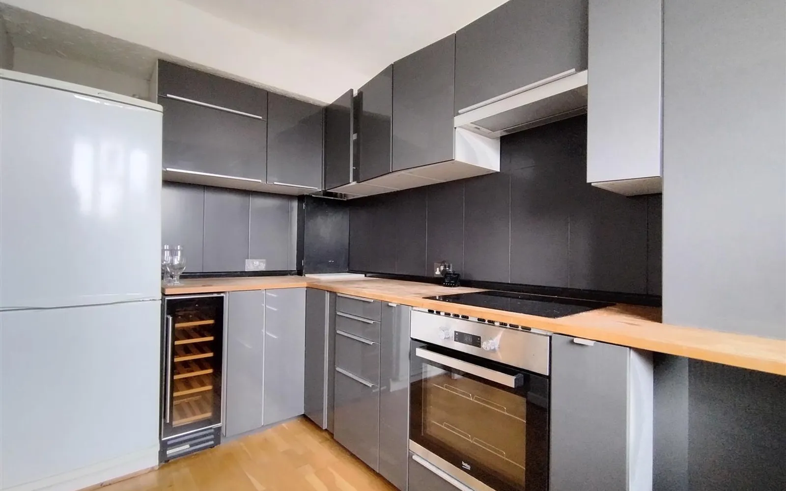 Flat Shenfield Street in Greater London