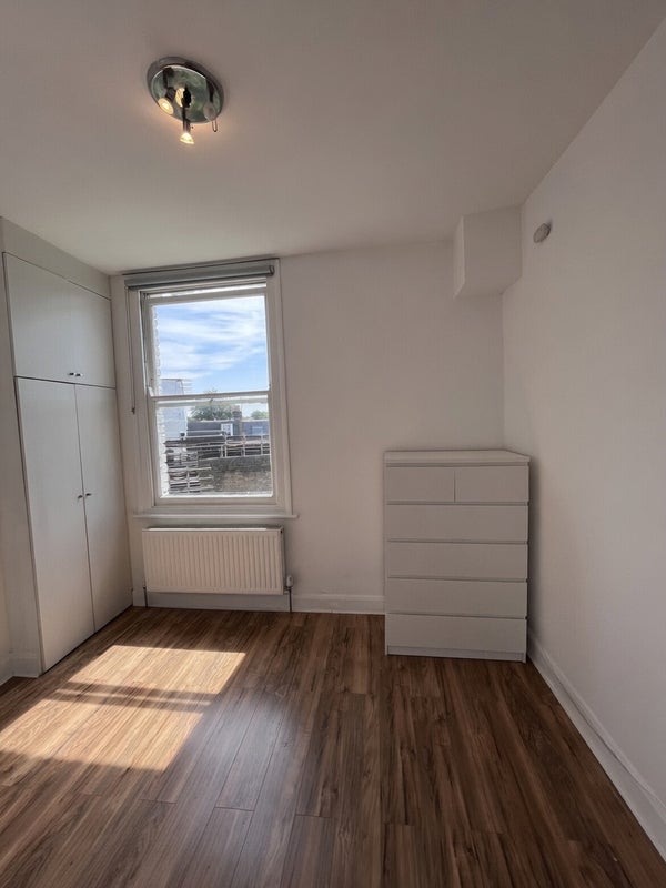Room New King's Road in Greater London