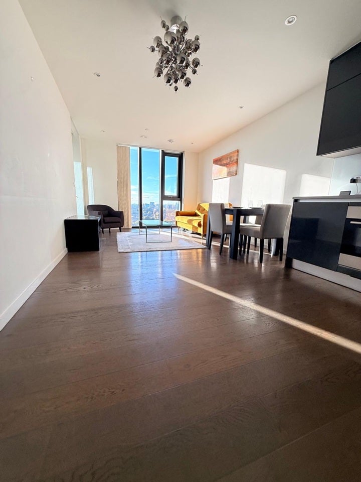 Flat St. Gabriel Walk in Greater London