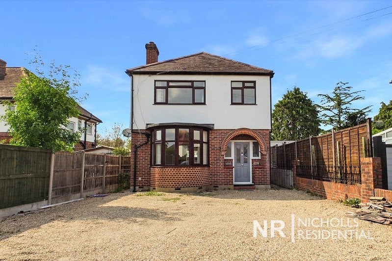 House Ruxley Lane in Epsom and Ewell