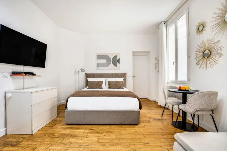 Flat Rue Viala in Paris