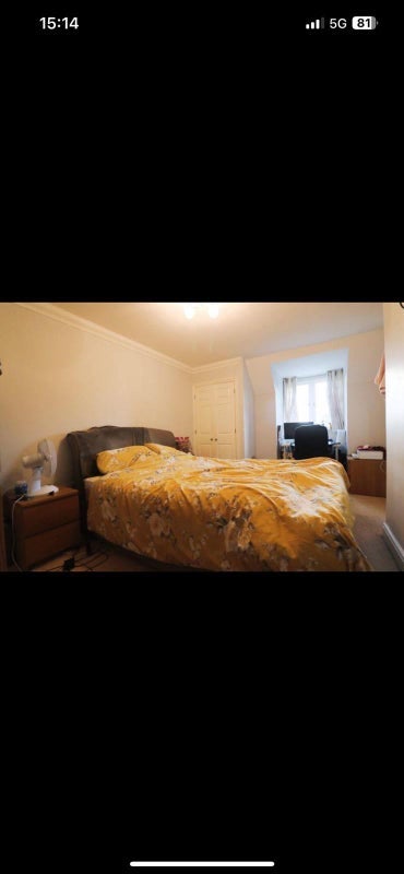Room Harvey Road in Slough