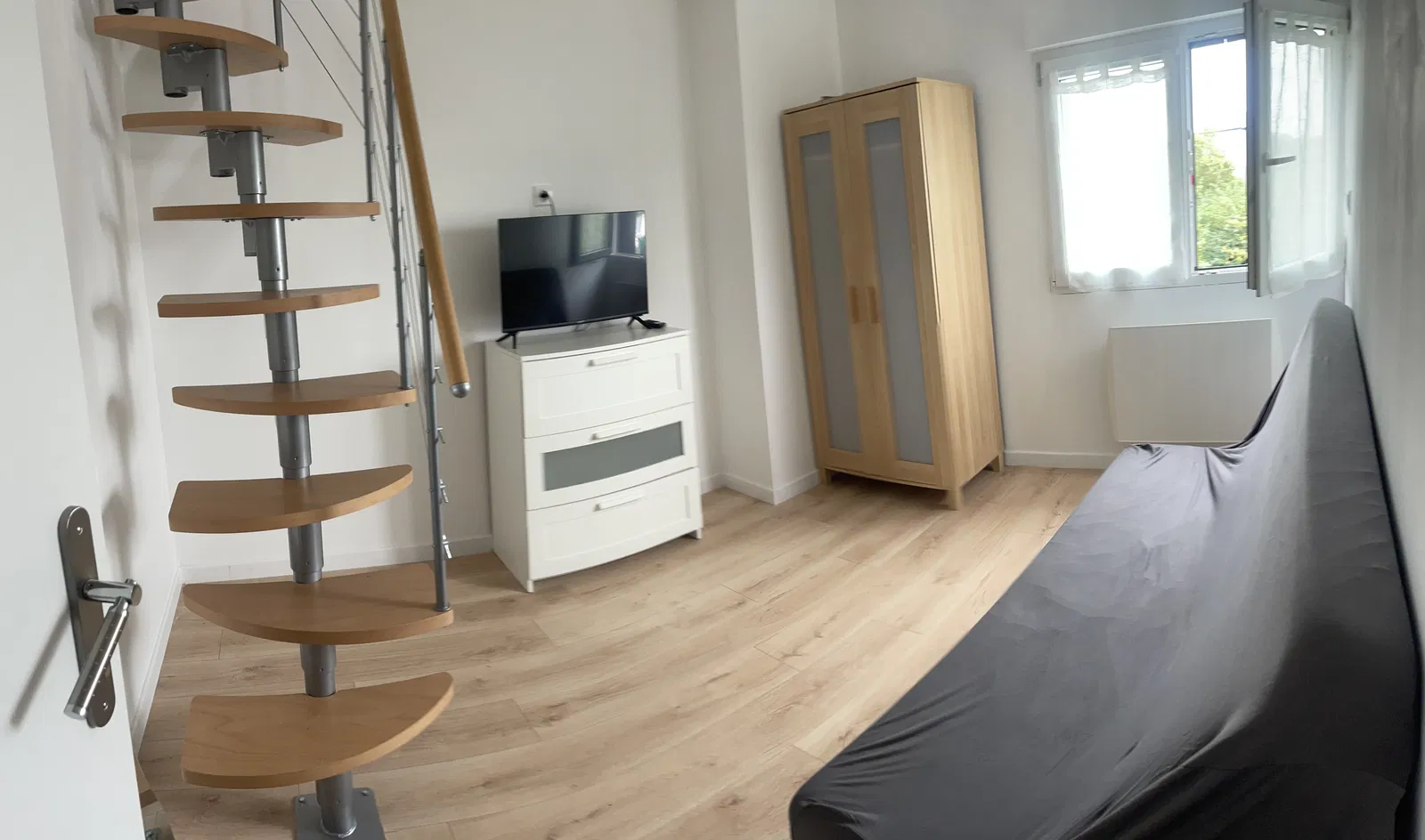 Room Rue Roger Salengro in Lille