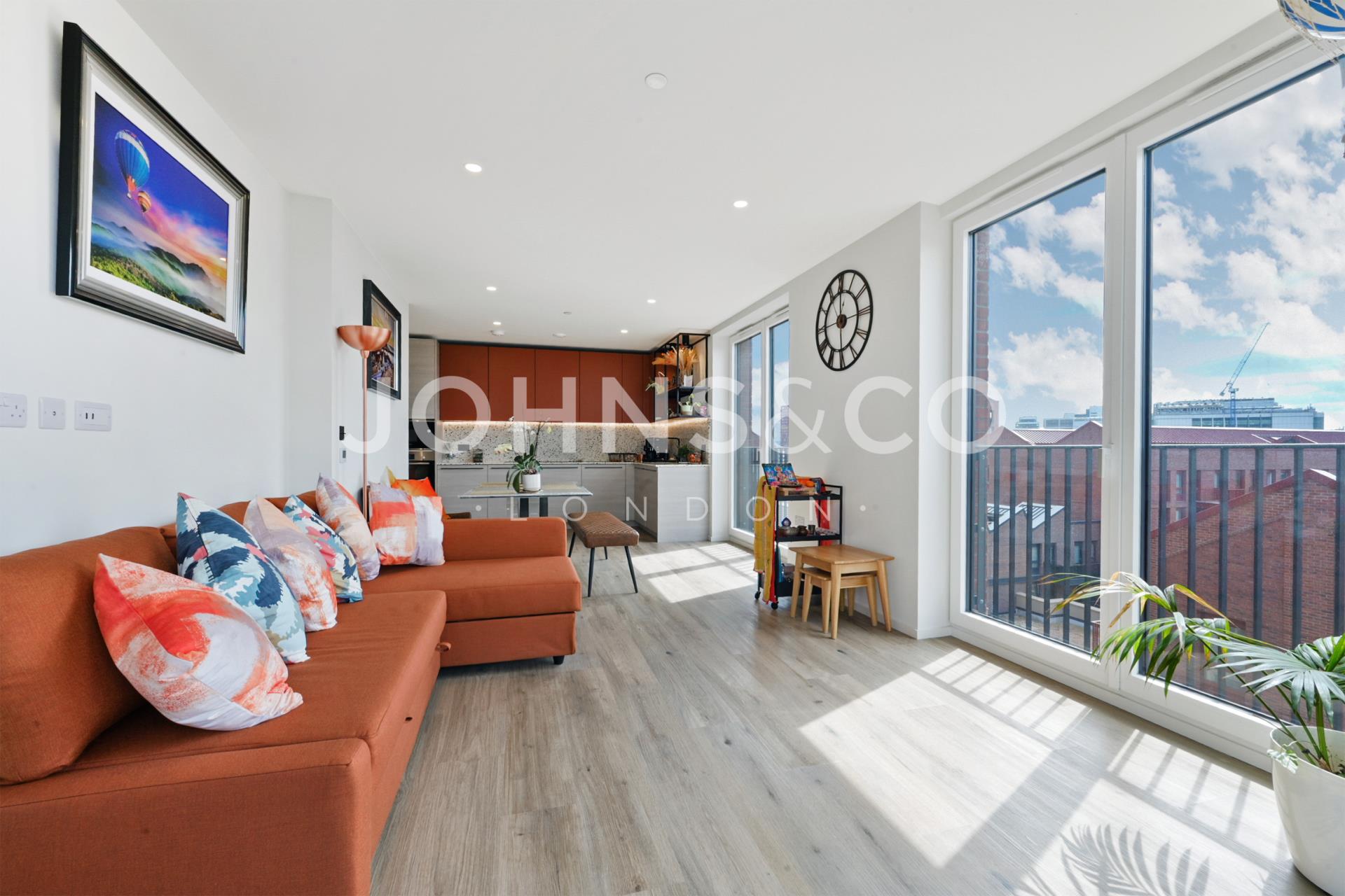 Flat Hemlock Street in Greater London