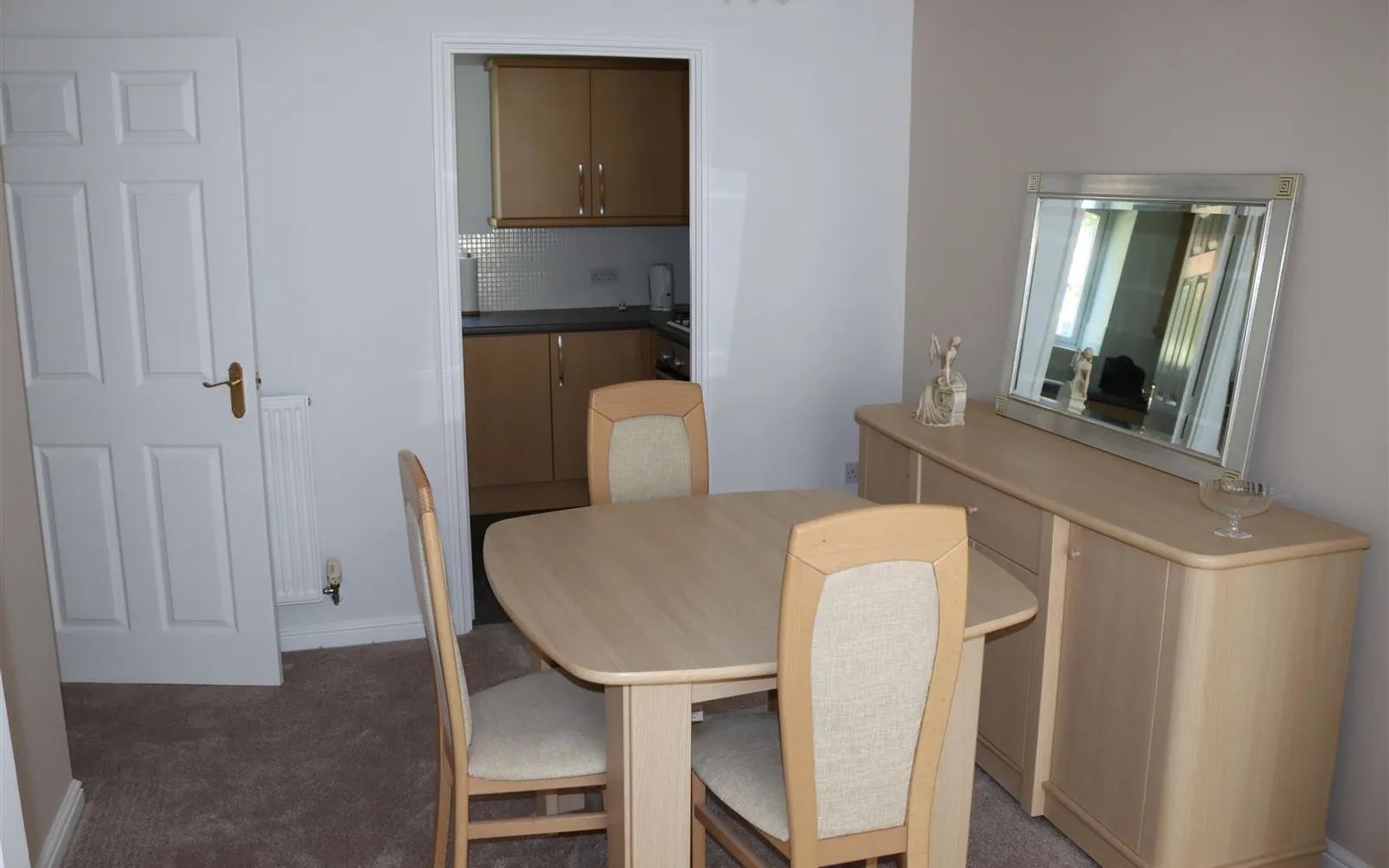 Flat The Briars in Aldridge