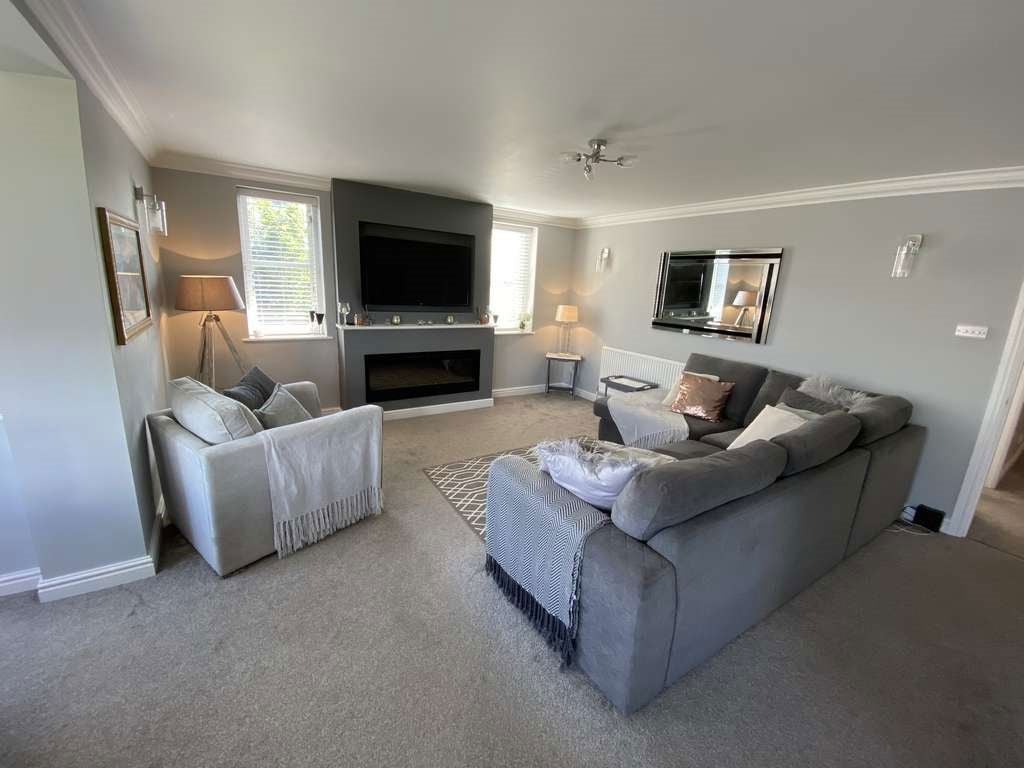 Flat Skipton Close in Hazel Grove