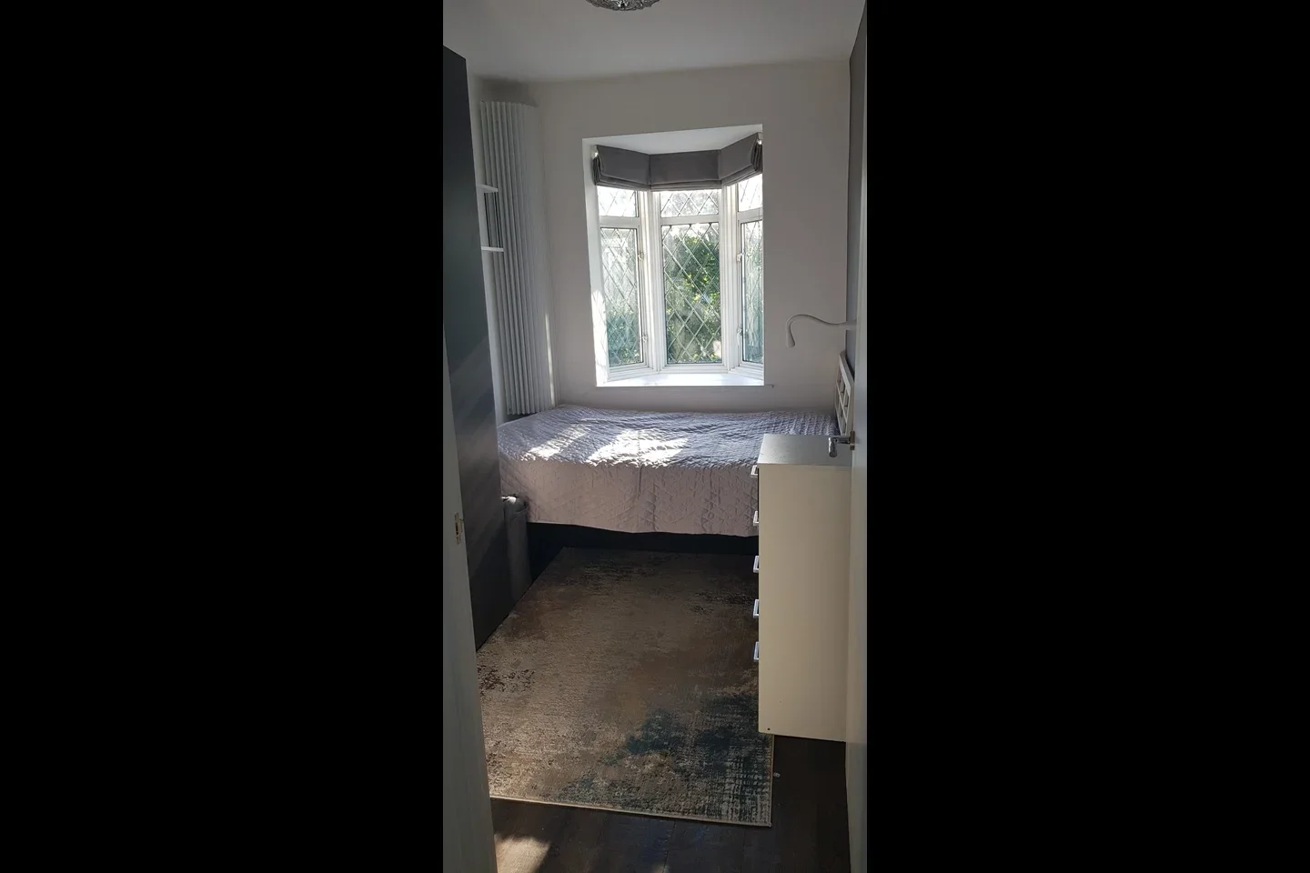Room Monksdene Gardens in Greater London