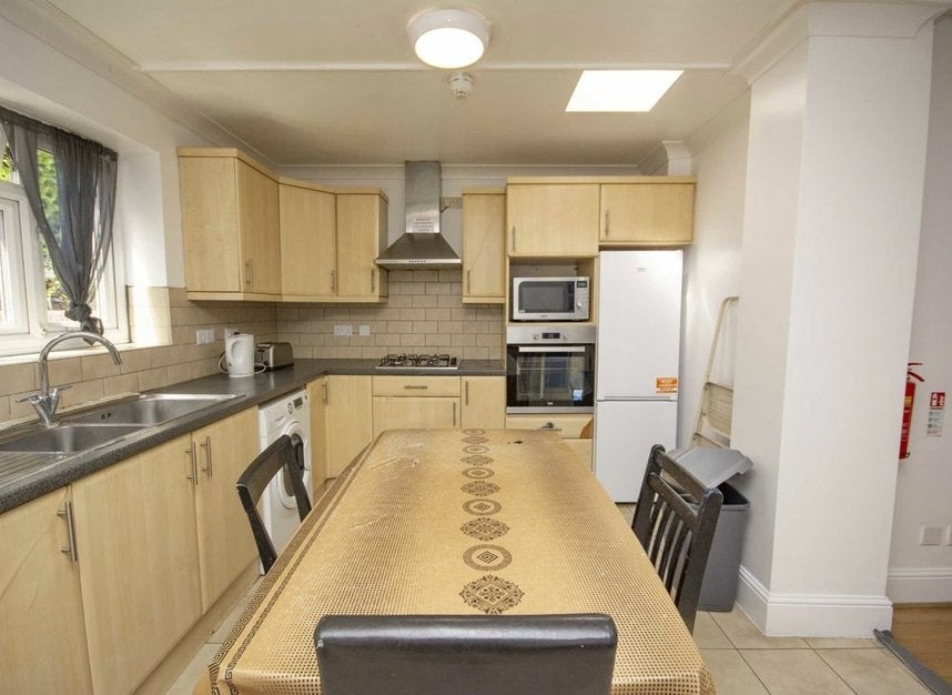 House Wroughton Terrace in Greater London