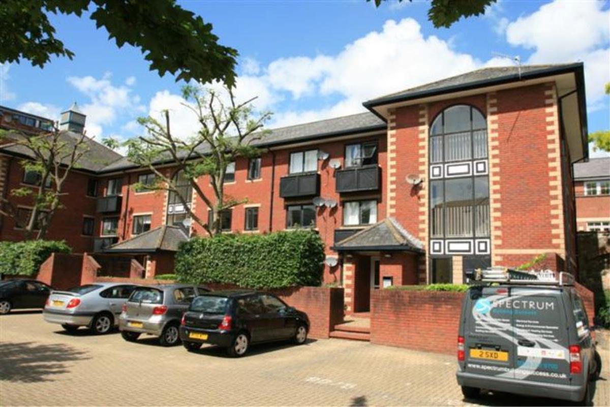 Flat Redcliff Backs in Bristol