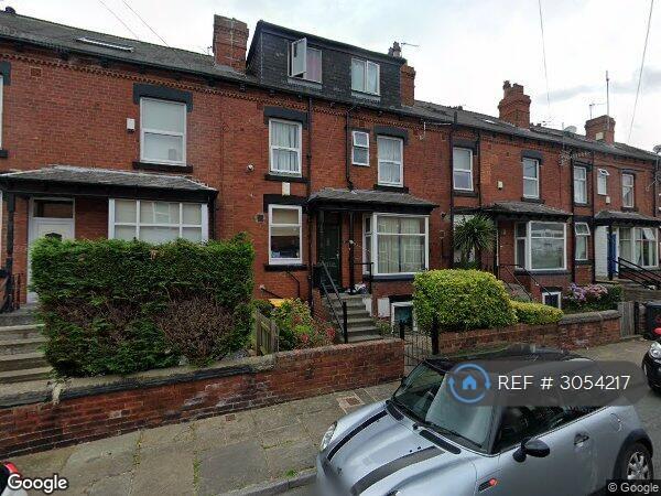 House Trelawn Avenue in Leeds