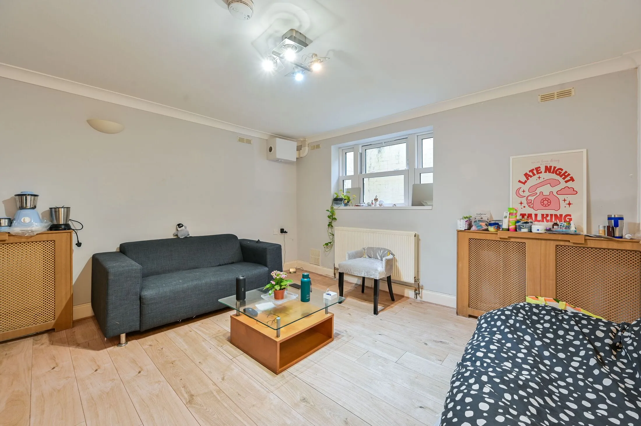 Flat Camberwell New Road in Greater London