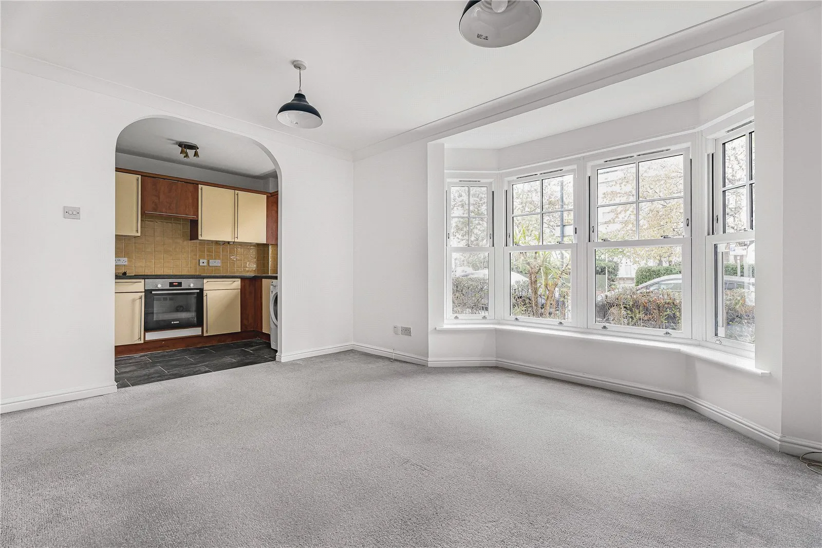 Flat Cavendish Road in Greater London