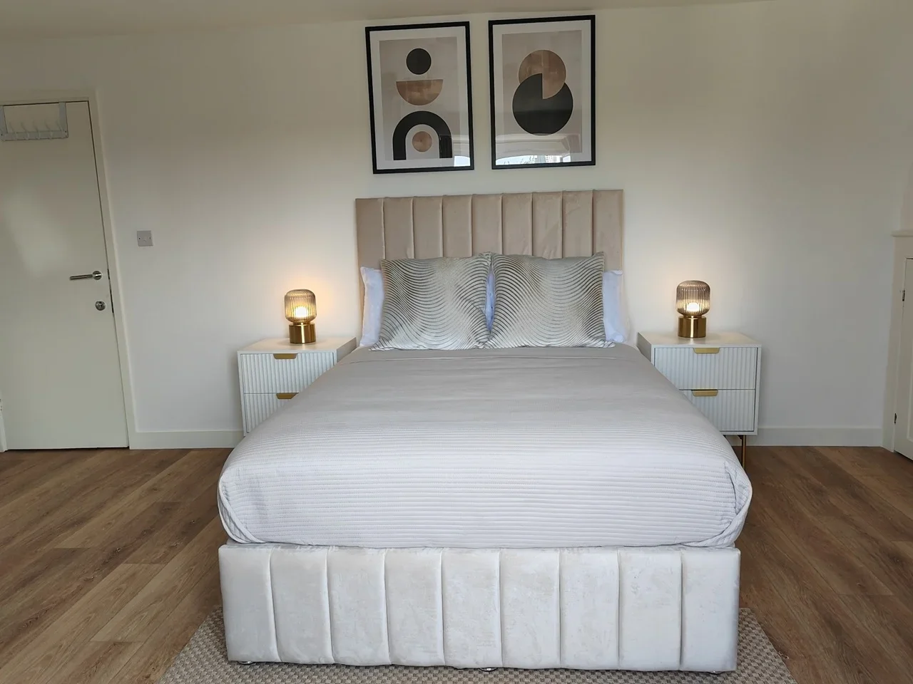 Room New Cross Road in Greater London