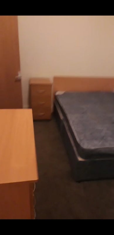 Room West Approach Road in City of Edinburgh