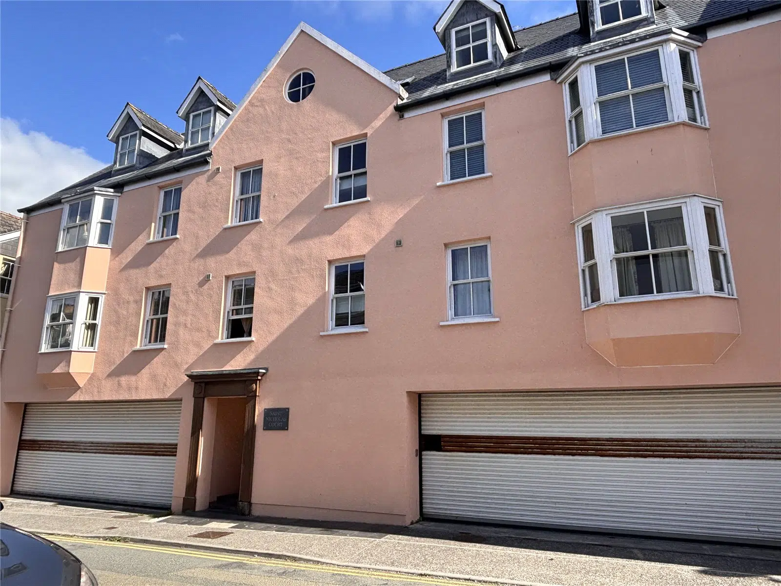 Flat Warren Street in Tenby