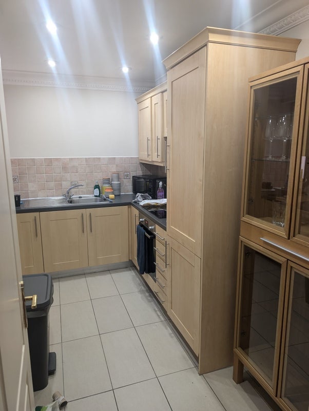 Flat Cleveland Gardens in City of Westminster