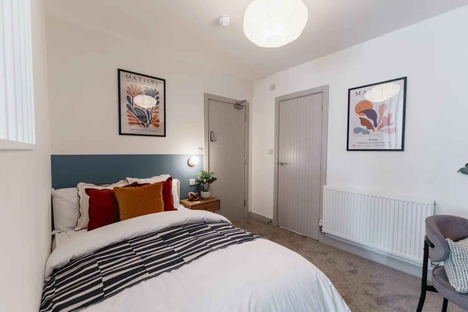 Room Queens Road in Nottingham